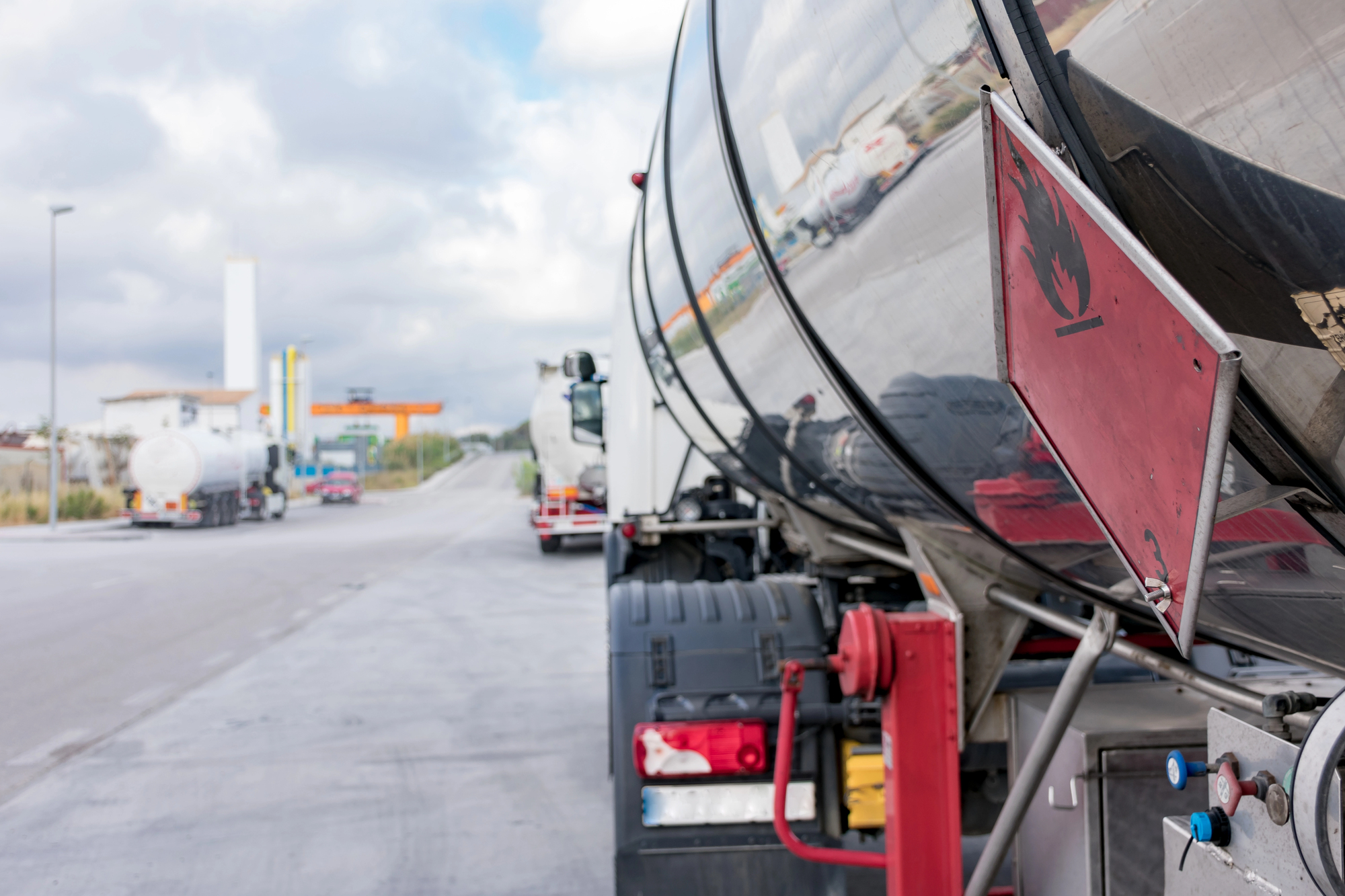 What Happens Between Tanker Loads? Understanding Equipment Compatibility