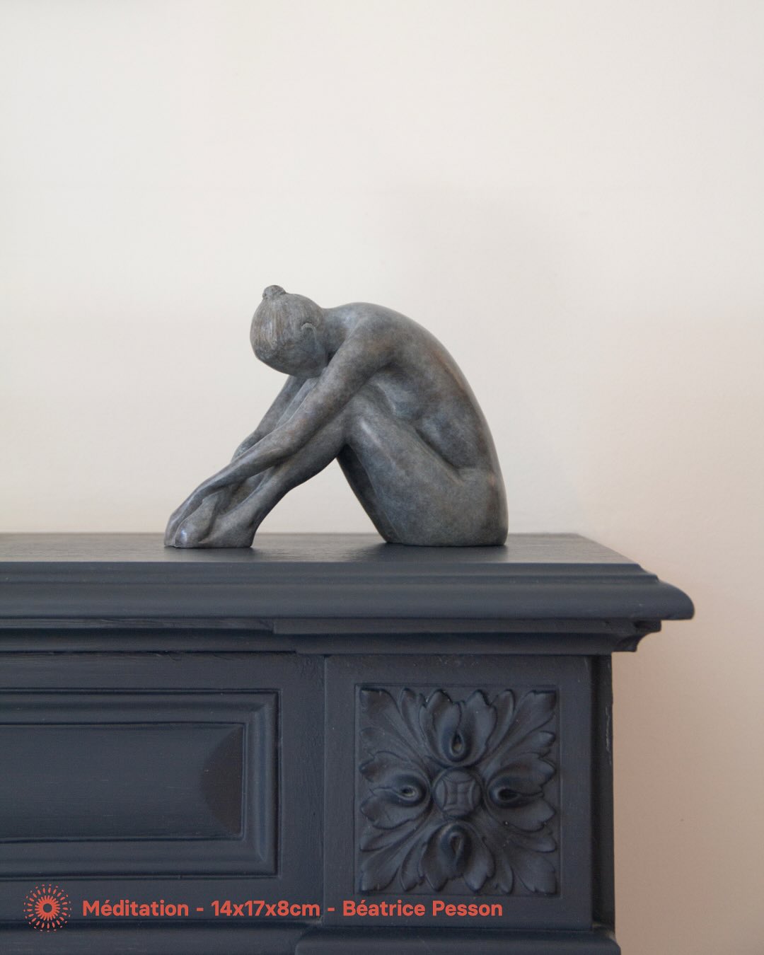 Appréciez les lignes épurées et les patines subtiles  des sculptures de Béatrice Pesson.

~

Enjoy Béatrice Pesson’s clean lines and subtle patinas.

.
.
.
.
.
.
.
#galerieisabellelaverny #isabellelavernygallery #bronzes #sculptures #portemaillot #hotelpo