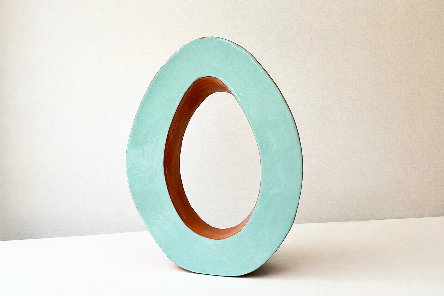 Découvrez nos artistes permanents /Lescot