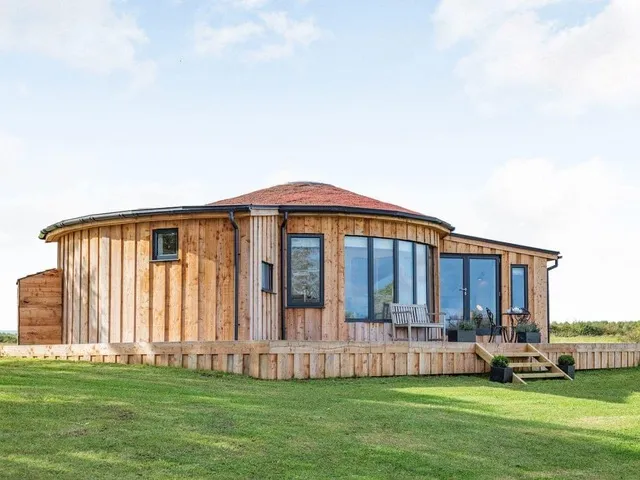 lakeside lodge in nottingham