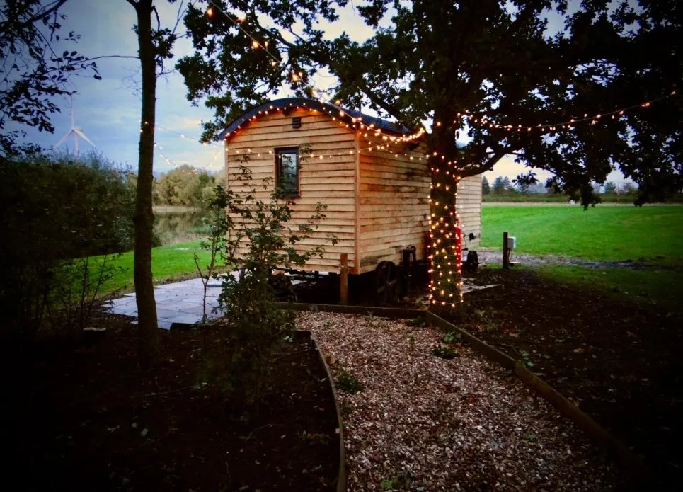 light trail to shepherds hut