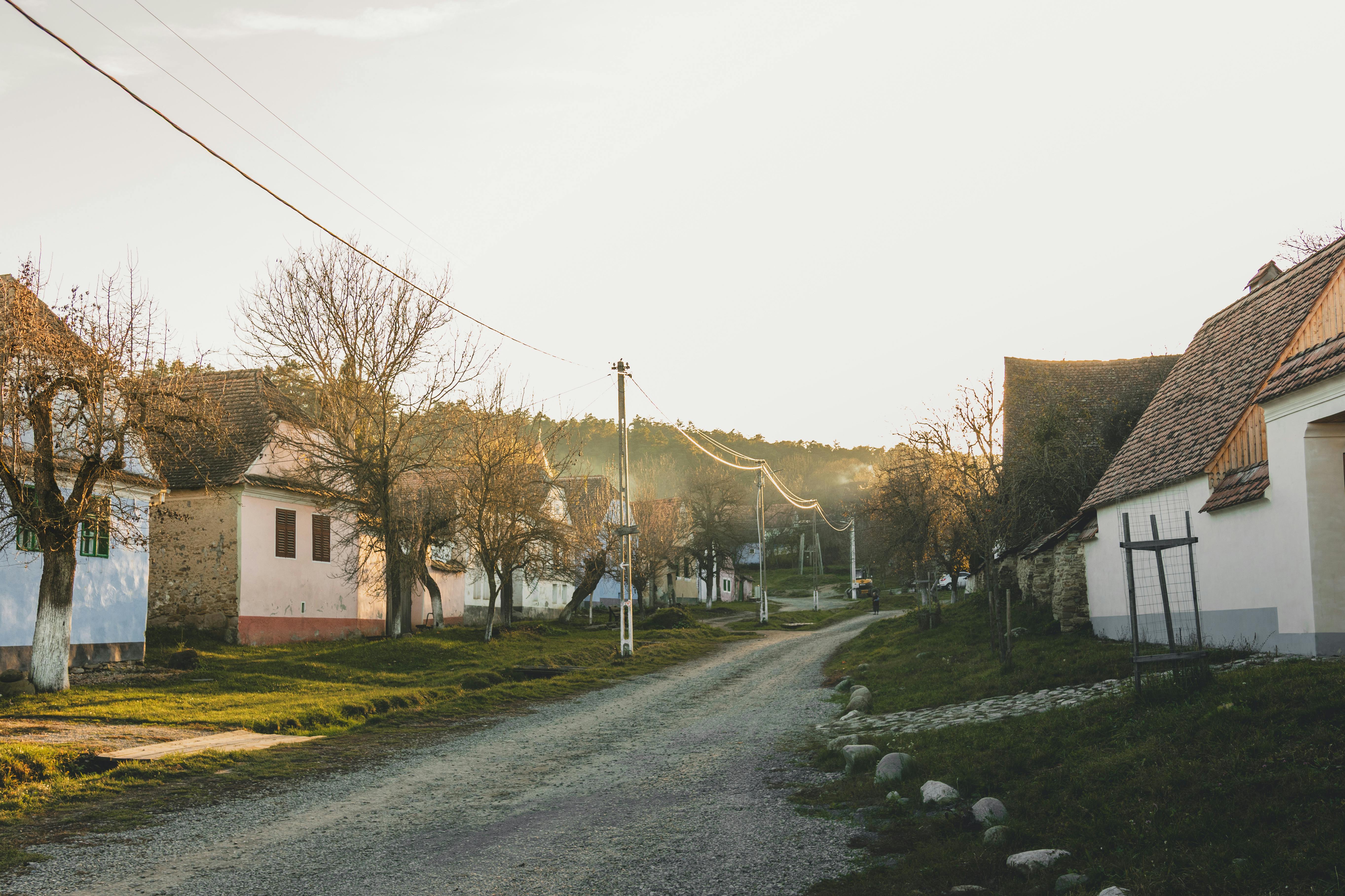 Airbnb Maintenance Calendar 2025: Month-by-Month Preventive Checklist for Hosts & Investors