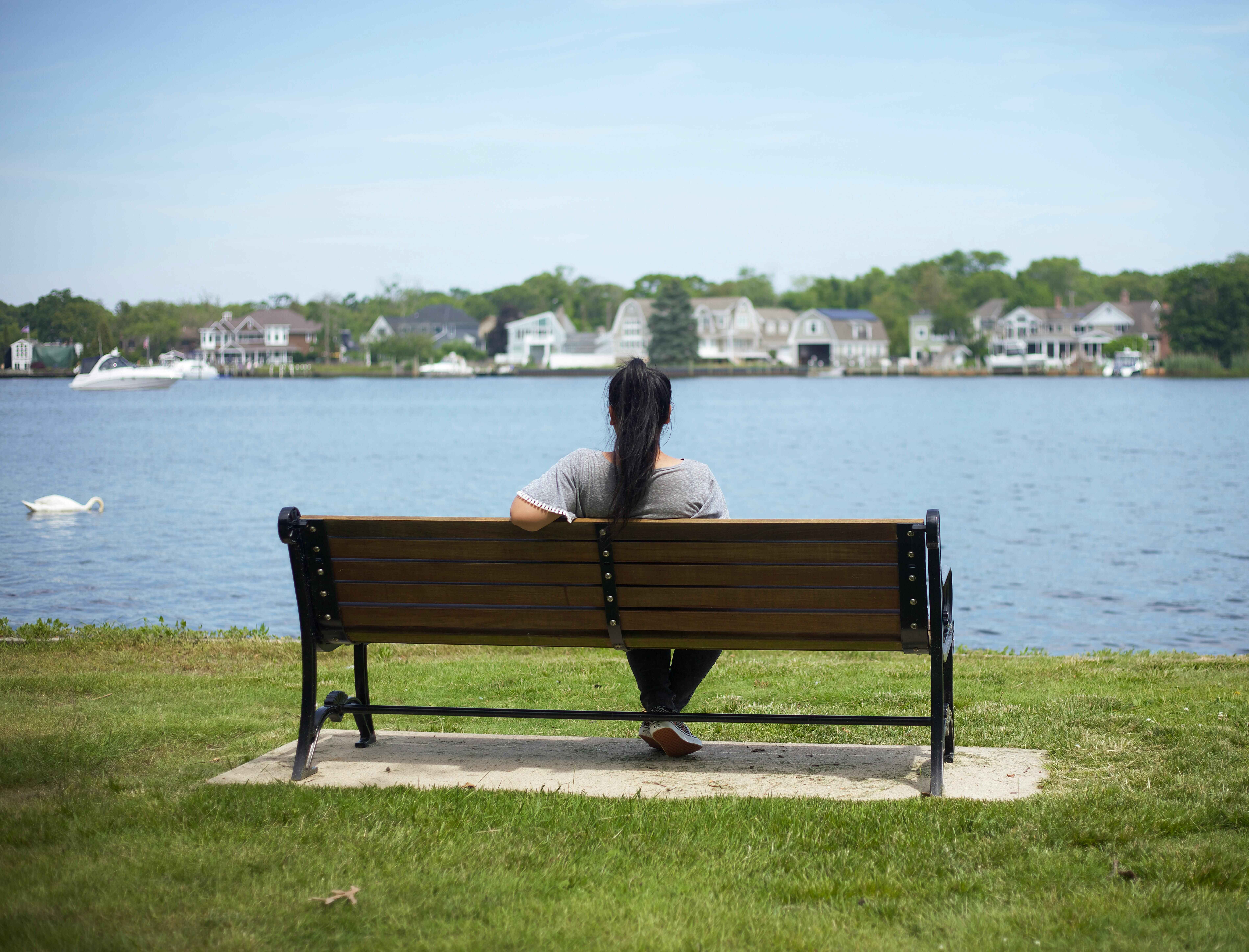 How to Analyze Airbnb Investment Properties: Listings, Comps, and Revenue Tips for Smart Buyers