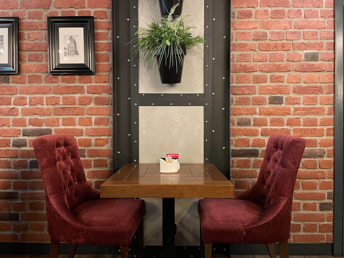 6 Best Snacks for Airbnbs and Vacation Rentals