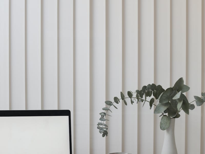 Mid-Term Rentals: The 30-Day Stay Strategy for Hosts (2026)