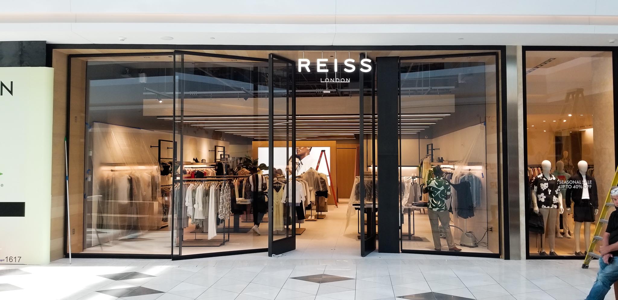 Storefront design by National Mallfront and Designs, a Jones Sign Company