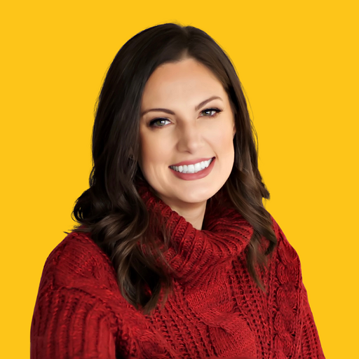 Stephanie's headshot