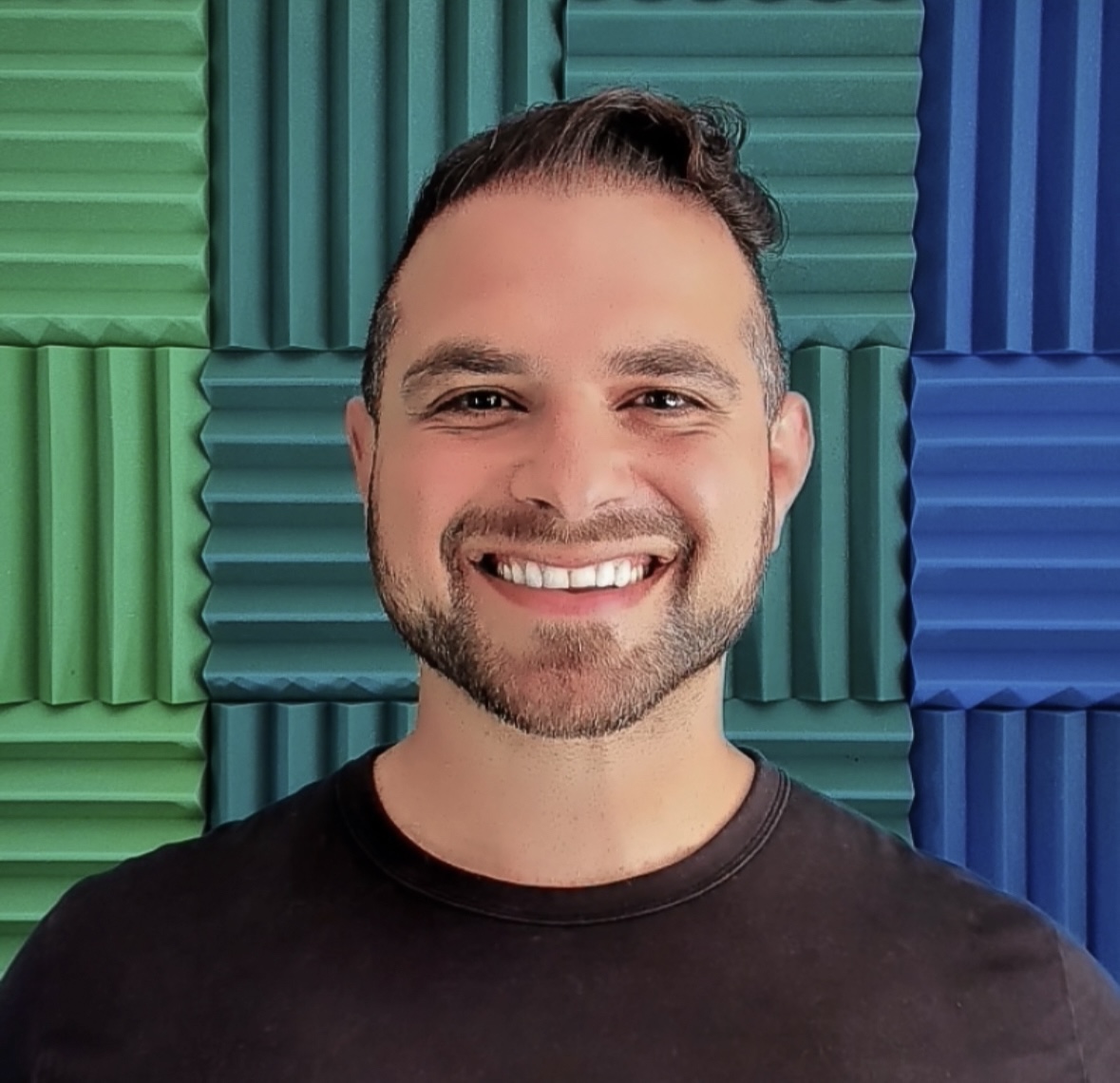 Pooya Pourak's headshot