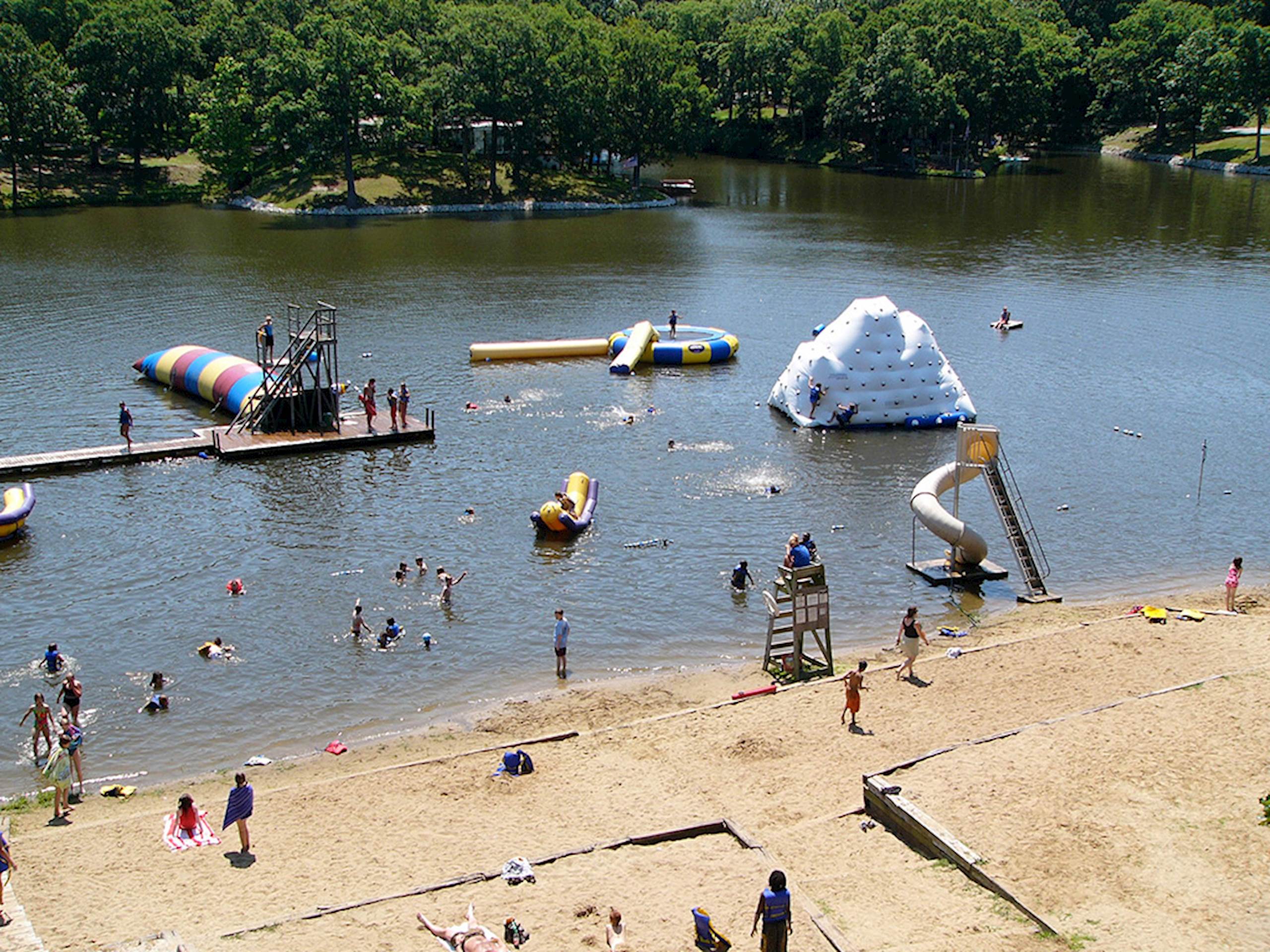 The waterfront at Lake Williamson