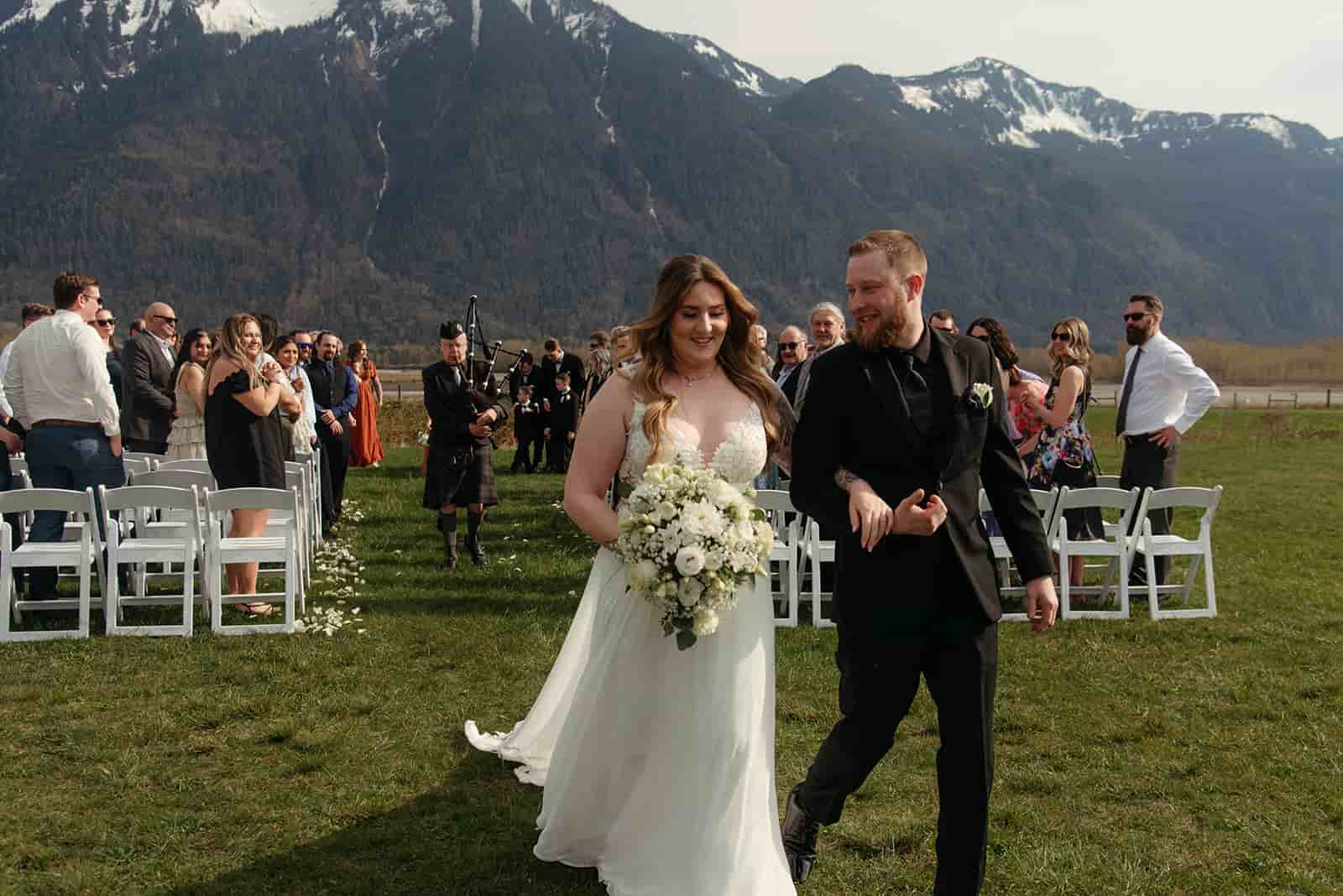 A wedding couple at the Fraser River Lodge in Harrison