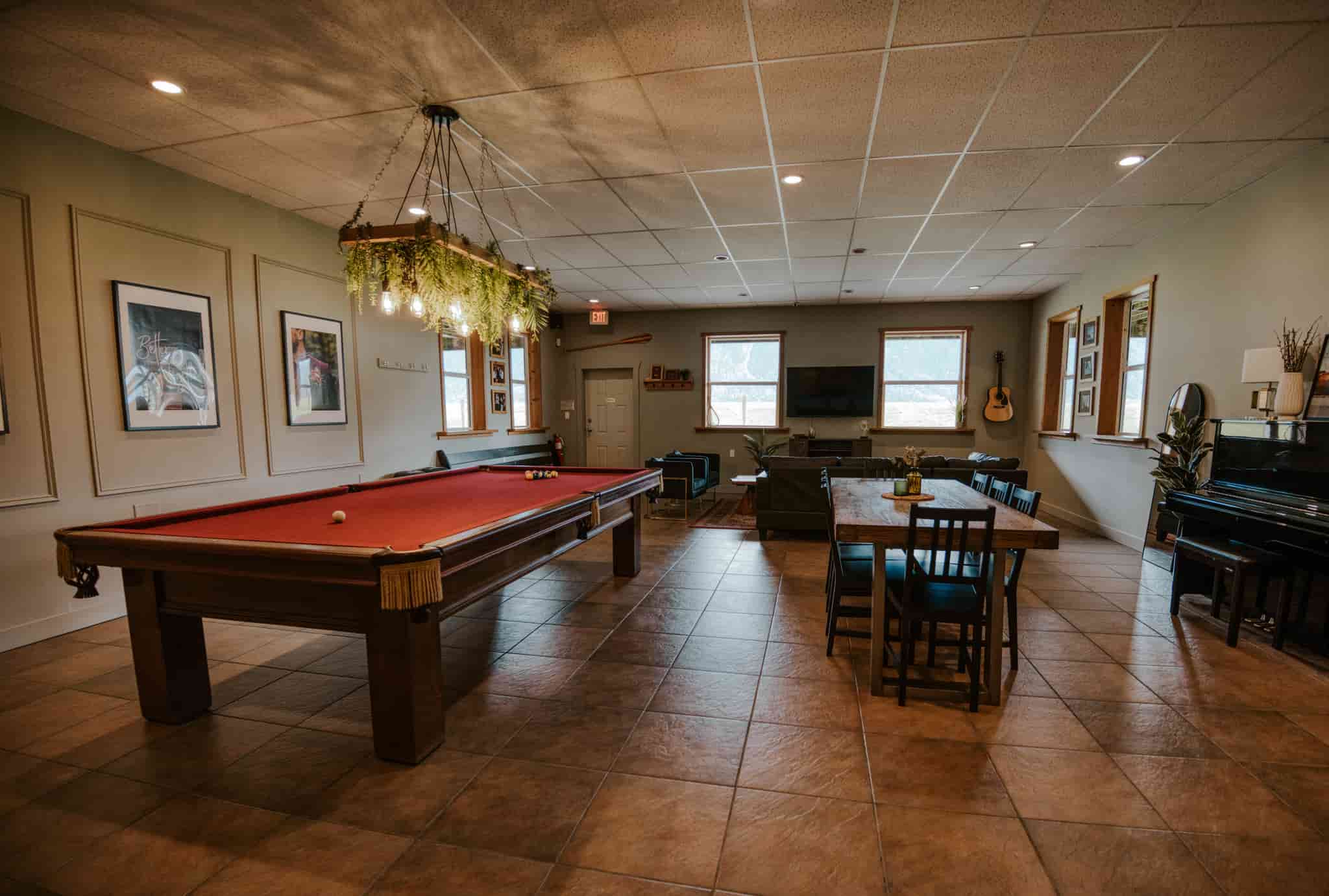 Pool table in the Games Room at Fraser River Lodge
