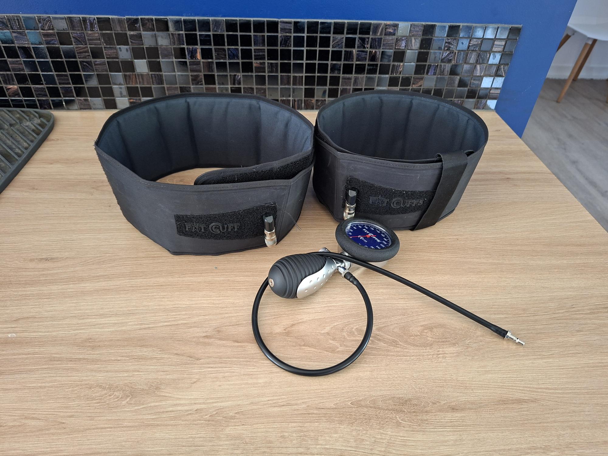 Brassards de BFR (restriction du flux sanguin) au cabinet KVO2 à Annecy