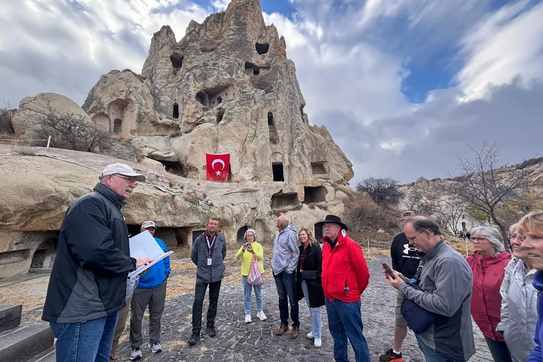 Mack Stiles teaching an Enjoy Tours group in Cappadocia