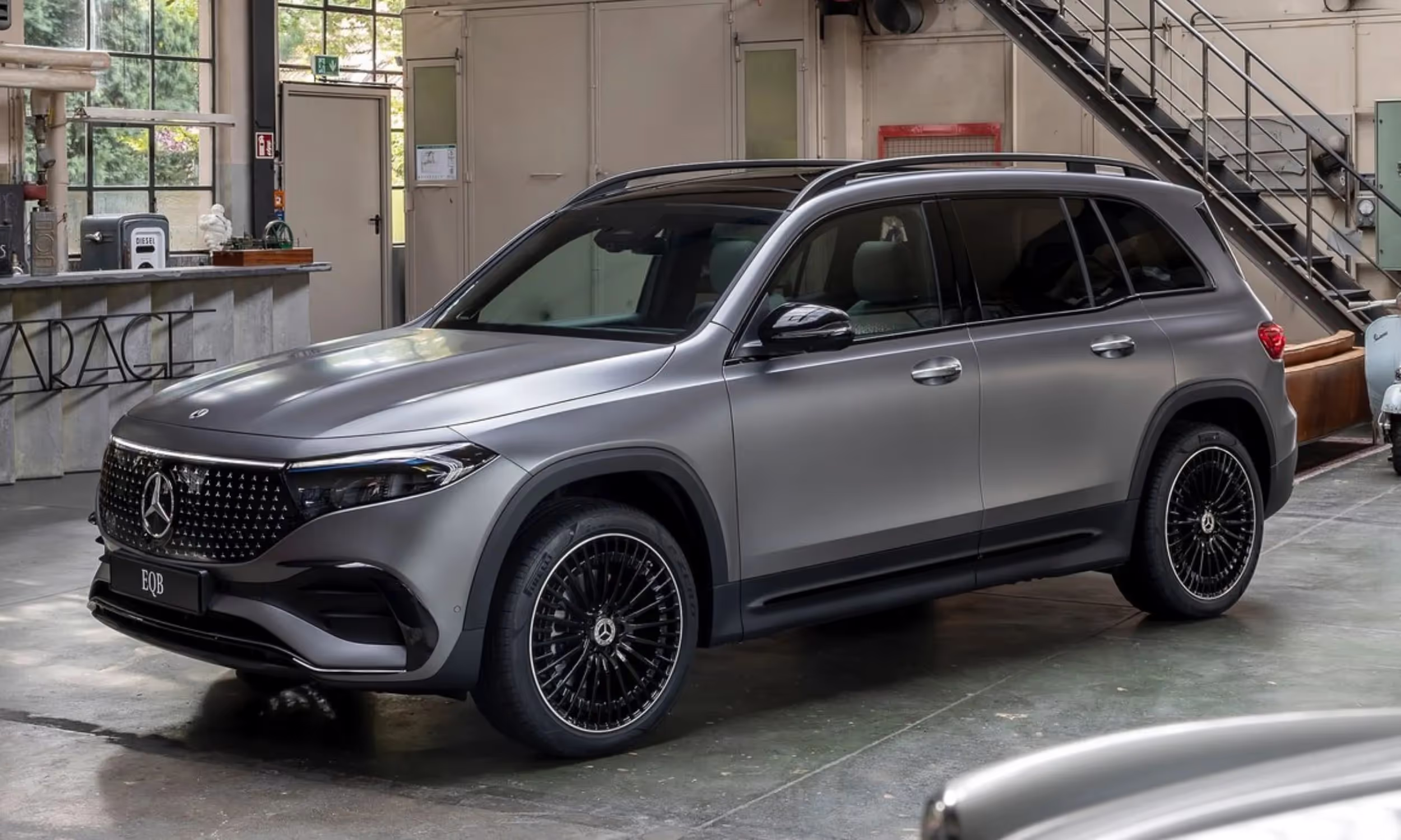 Mercedes EQB 300 4Matic SE 1