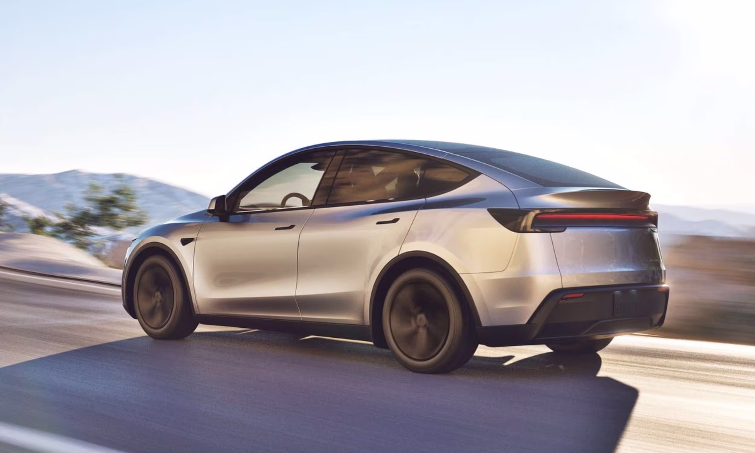 Tesla Model Y Long range AWD 1