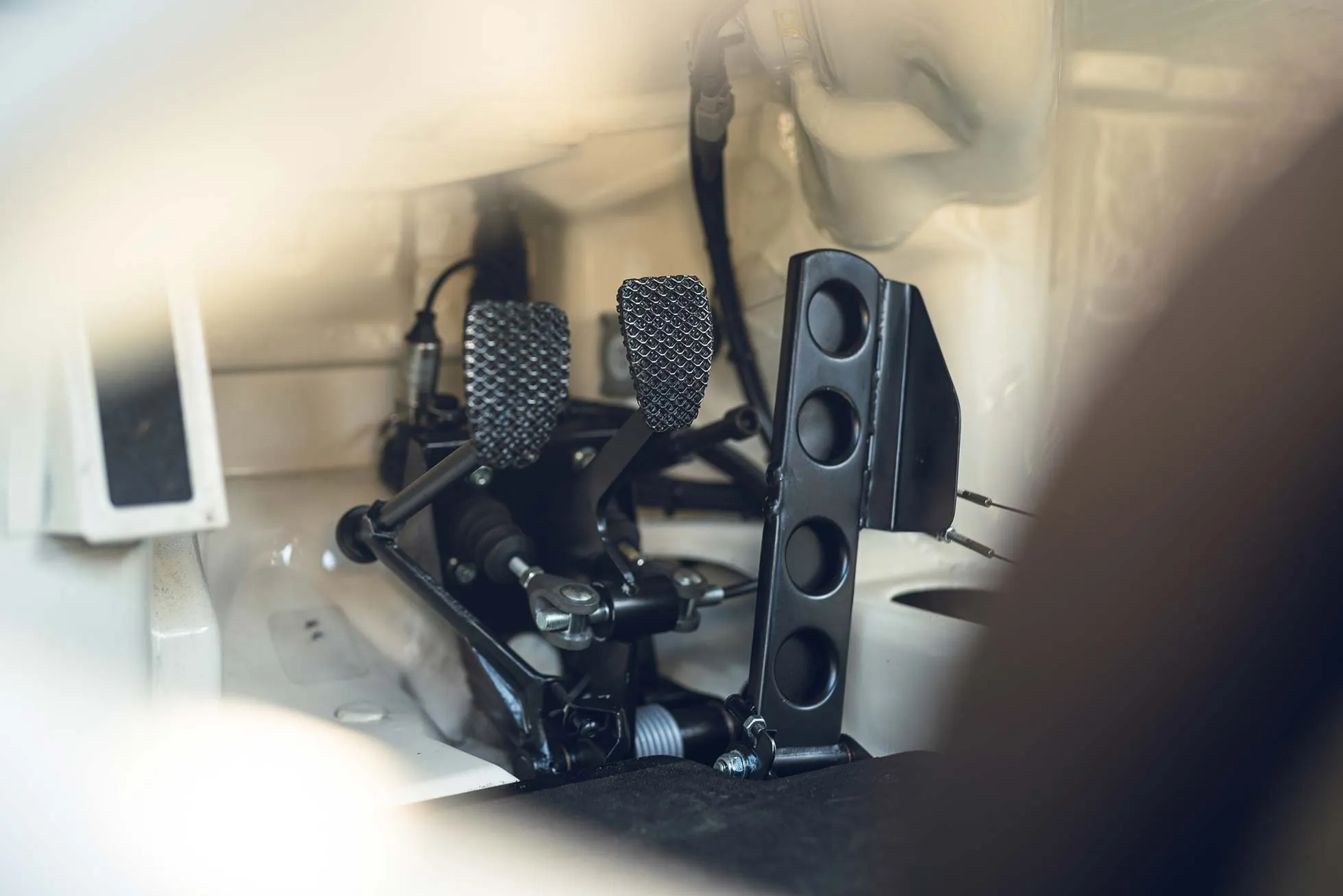 For sale, 1965 Porsche 911 – HKH 833C Jordan Racing Team