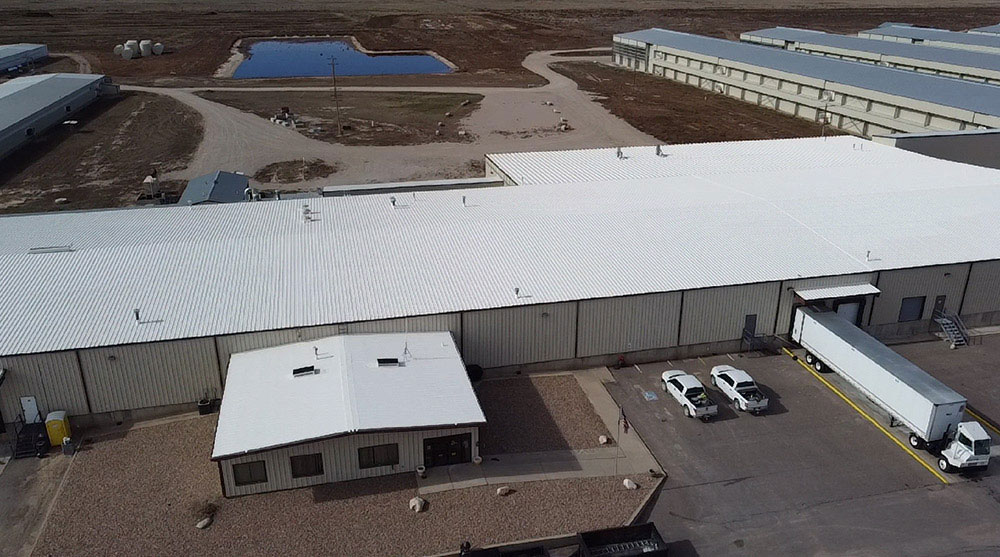 commercial roofing solutions from peak roofing and solar