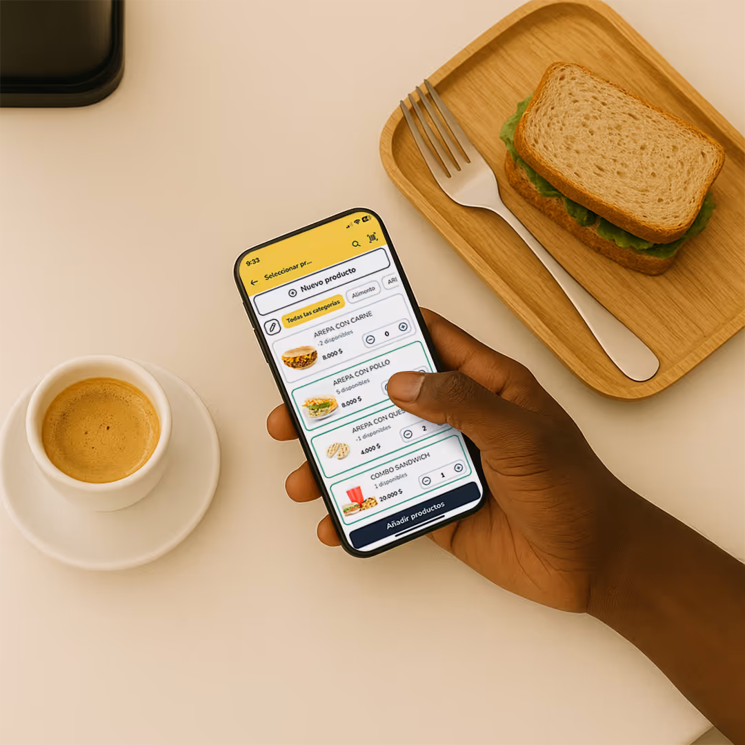 Registro de ventas de menú en la app Treinta para cafeterías, restaurantes y negocios de comida pequeños.