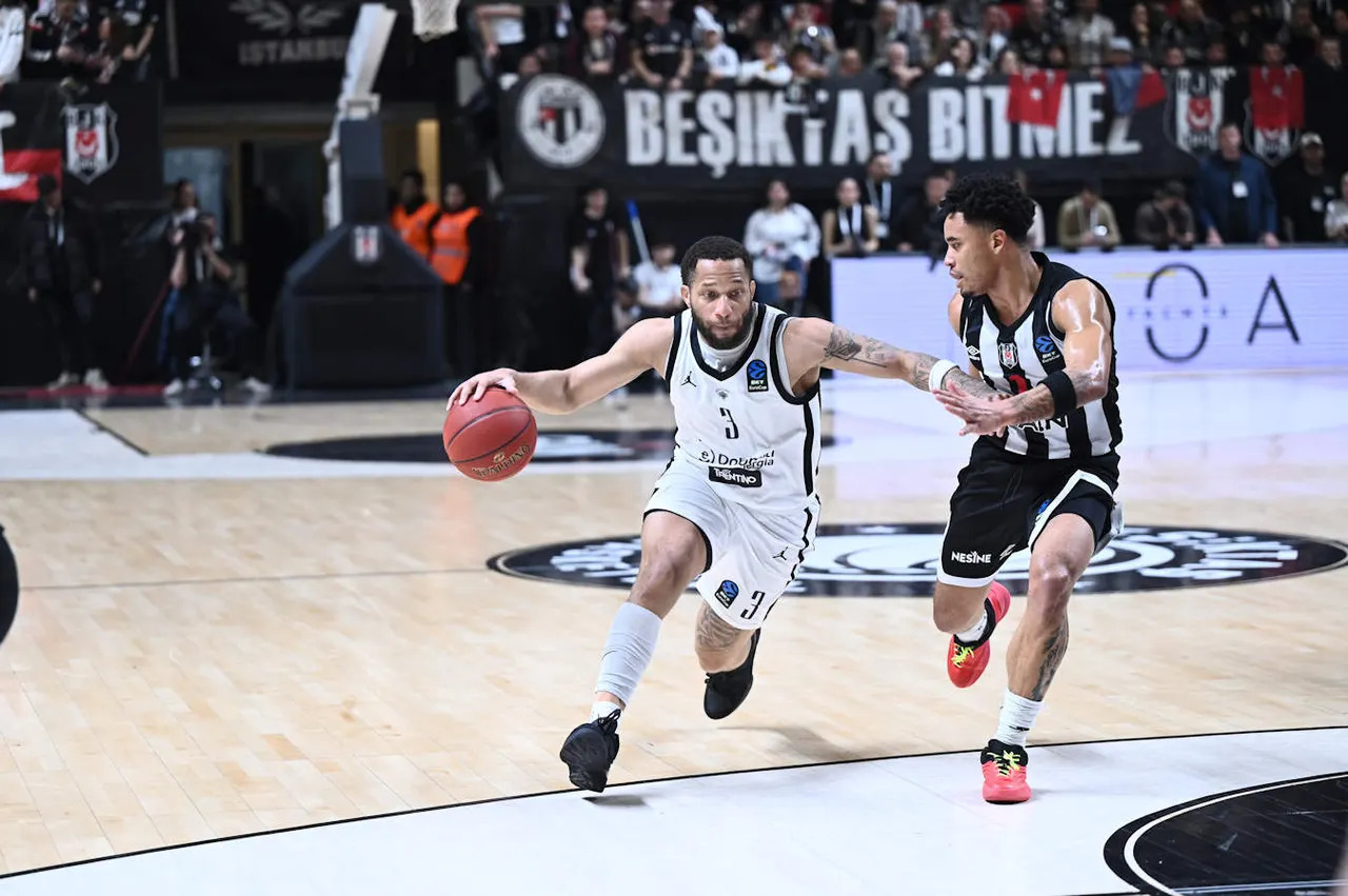 London Lions land EuroCup standout Devante Jones