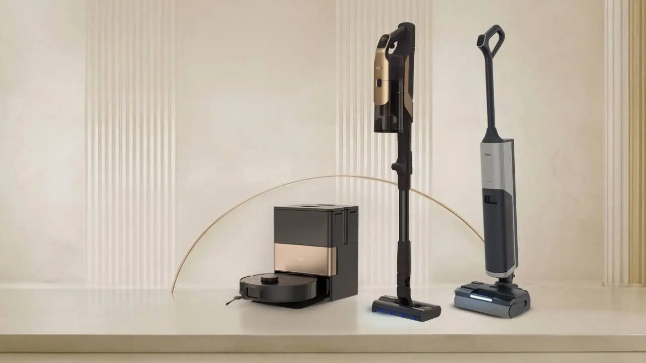 Haier visar I-Pro Clean 5 med robotdammsugare, skaftdammsugare och golvtvätt
