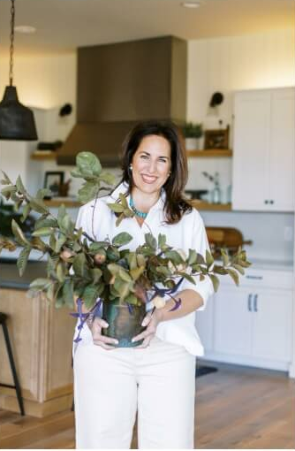 Meet Teresa Aldrete!