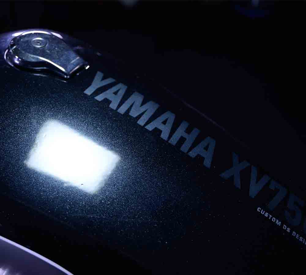 Custom painted tank on Yamaha xv750 custom build