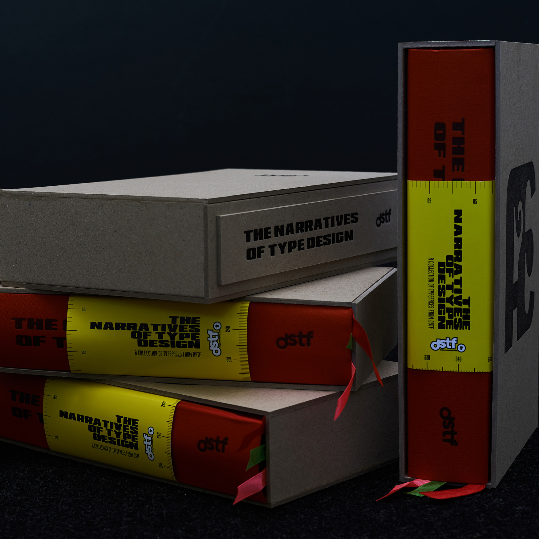 Gorilla logo large white on army green