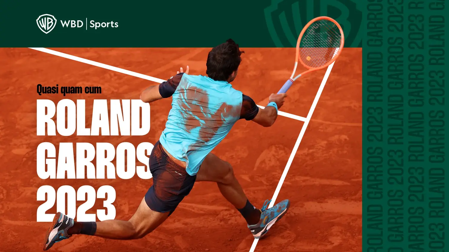 exemple de slide powerpoint pour roland garros 2023 montrant un joueur de dos sur un court 