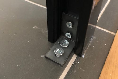 Angelbau Digero Wall Partition System - floor bracket