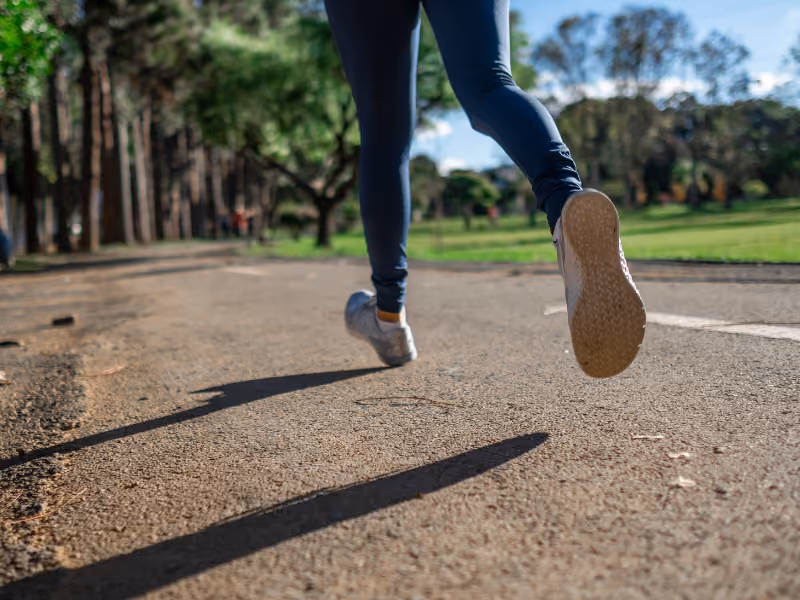 australian running outside