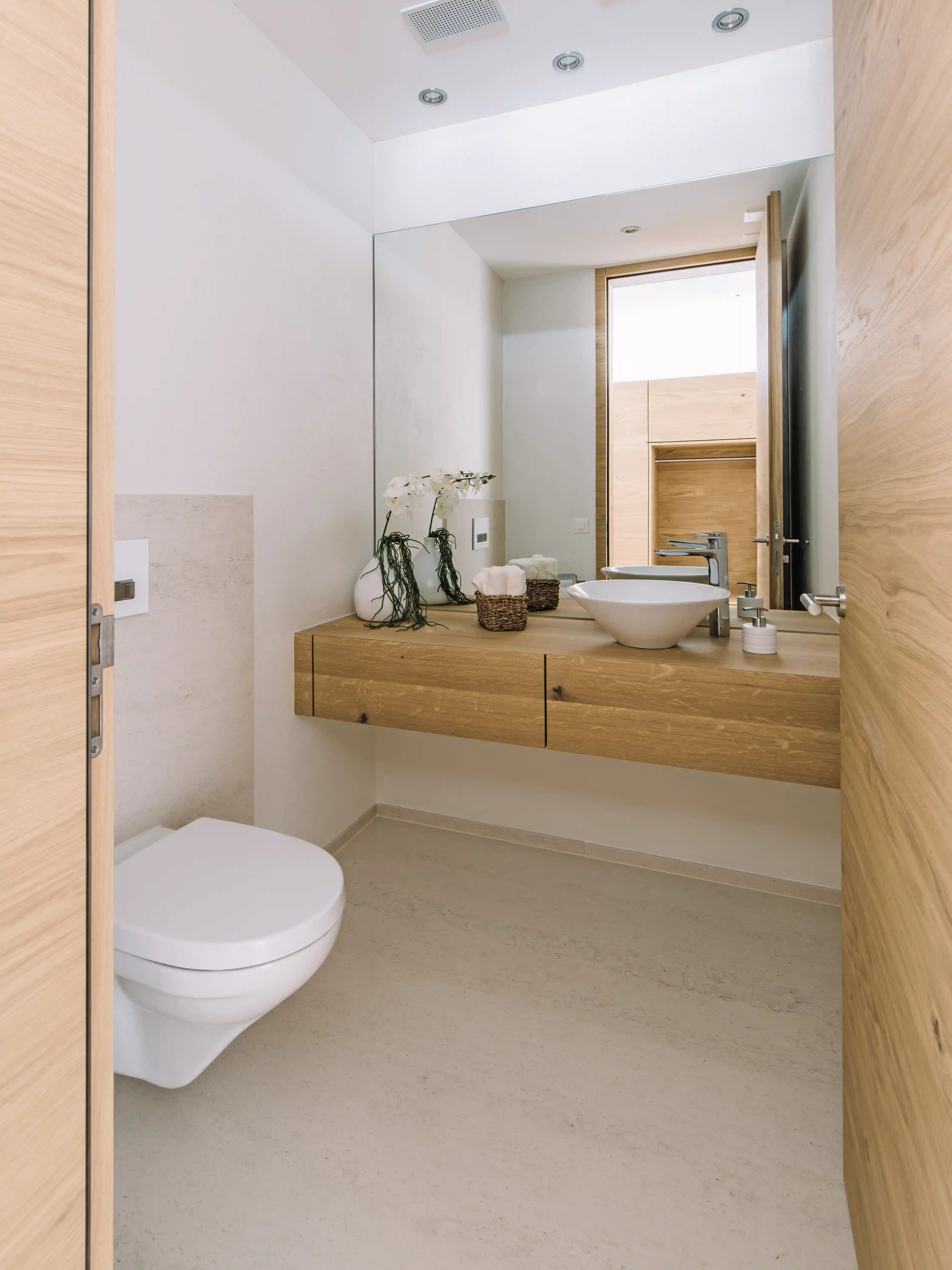 Badezimmer aus Eichenholz