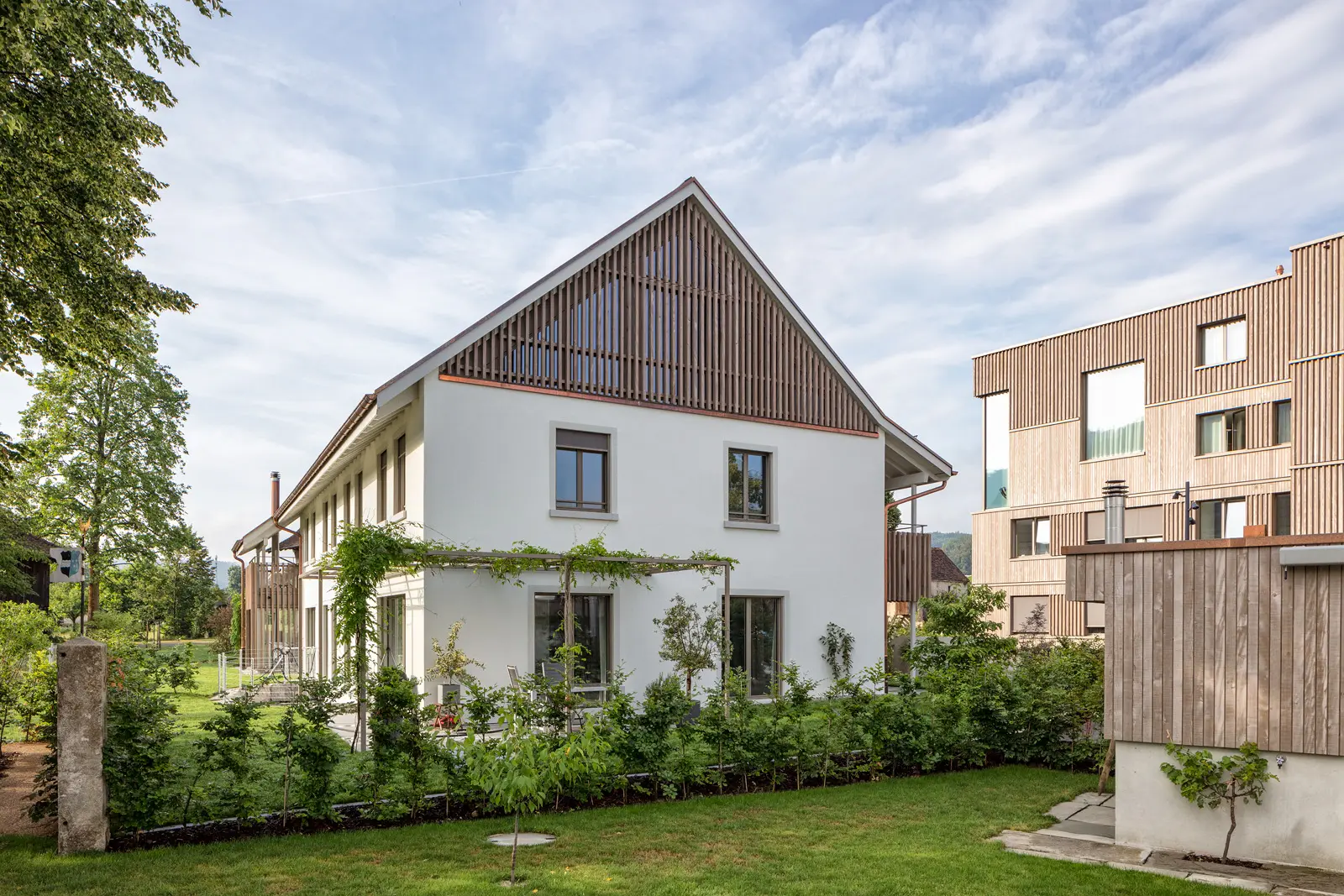 Neubau Doppel-EFH Suterguet