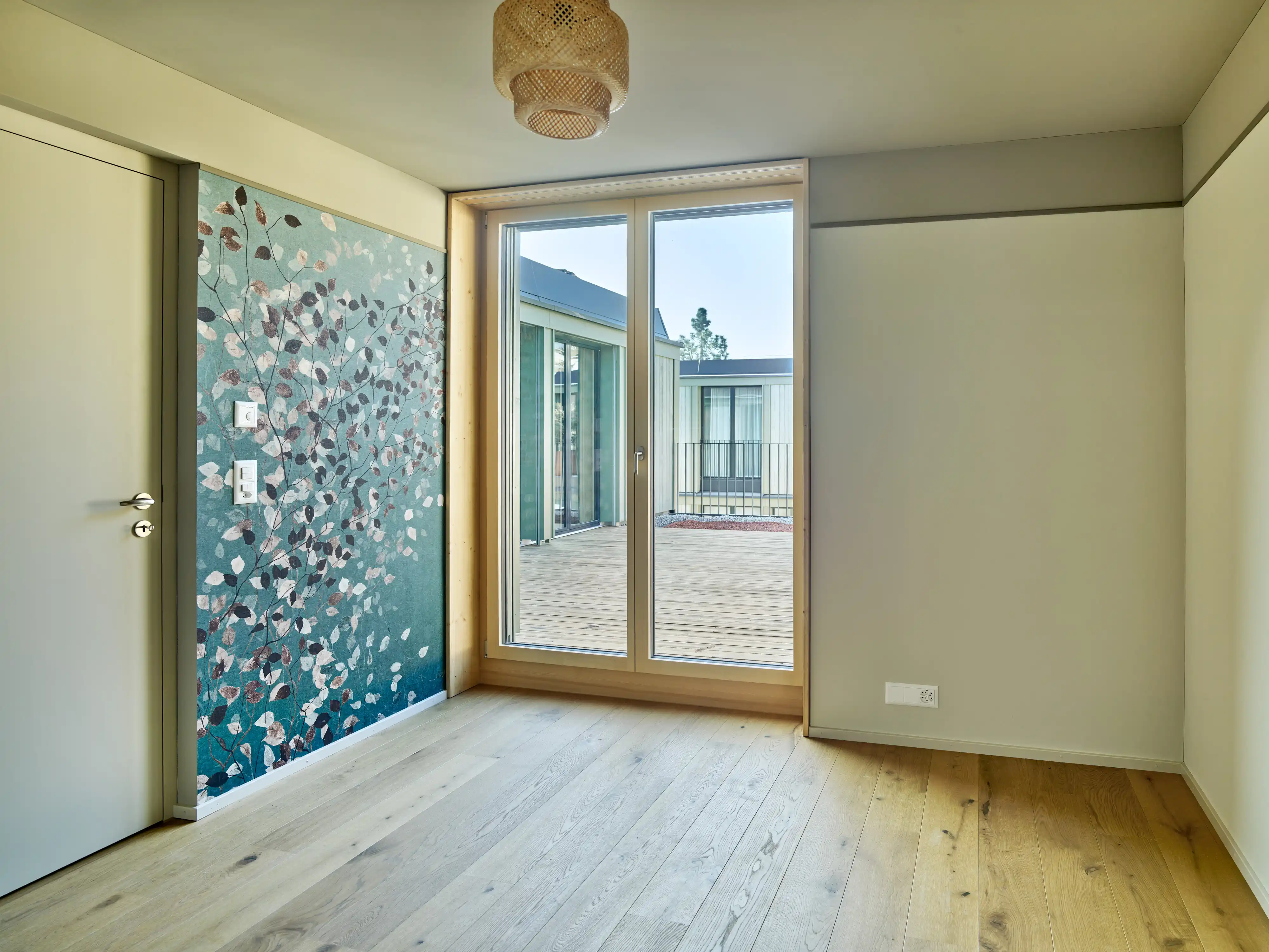 Neue moderne Holzmetallfenster