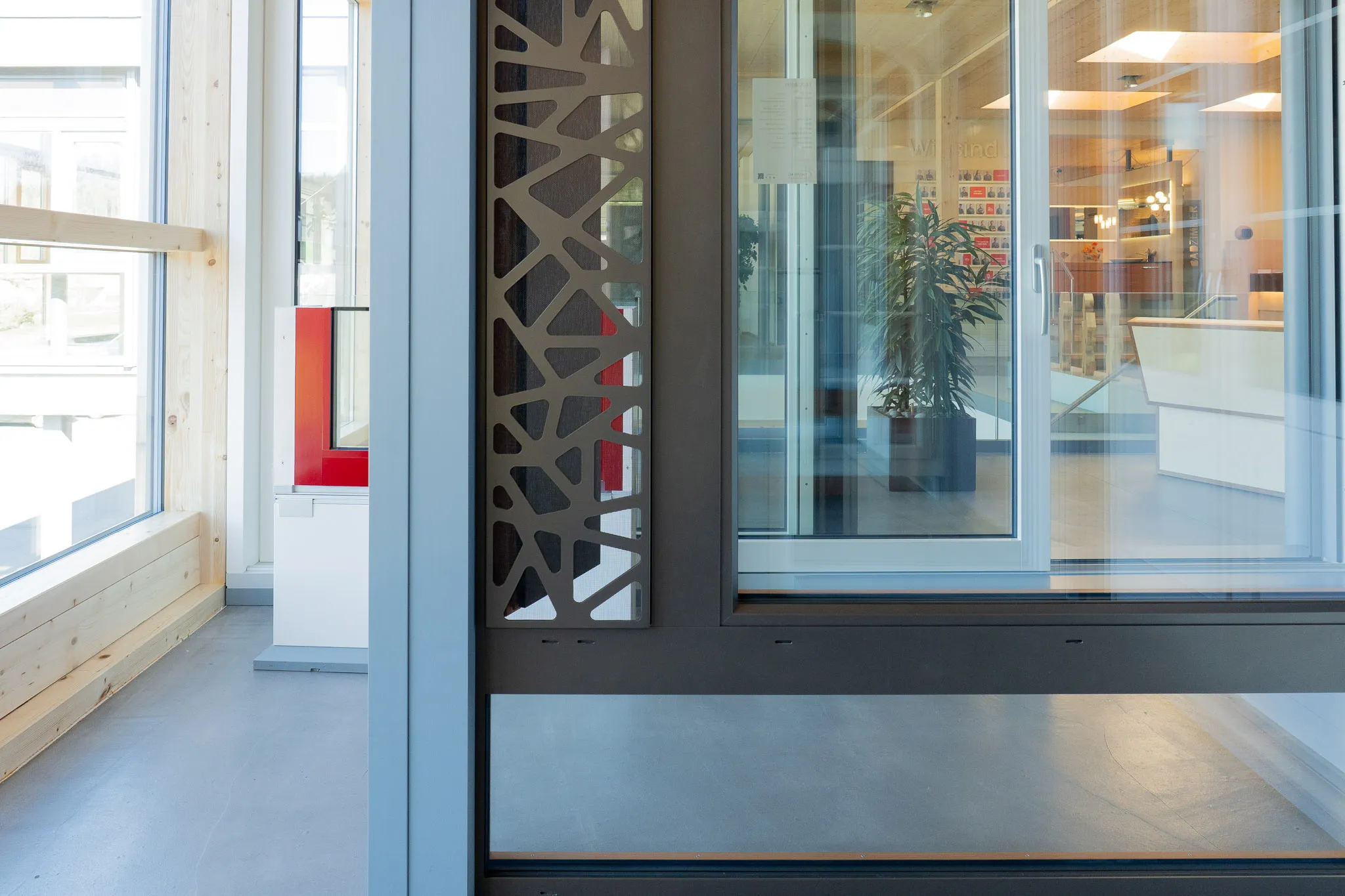 Metallene Aussenseite des Fensters