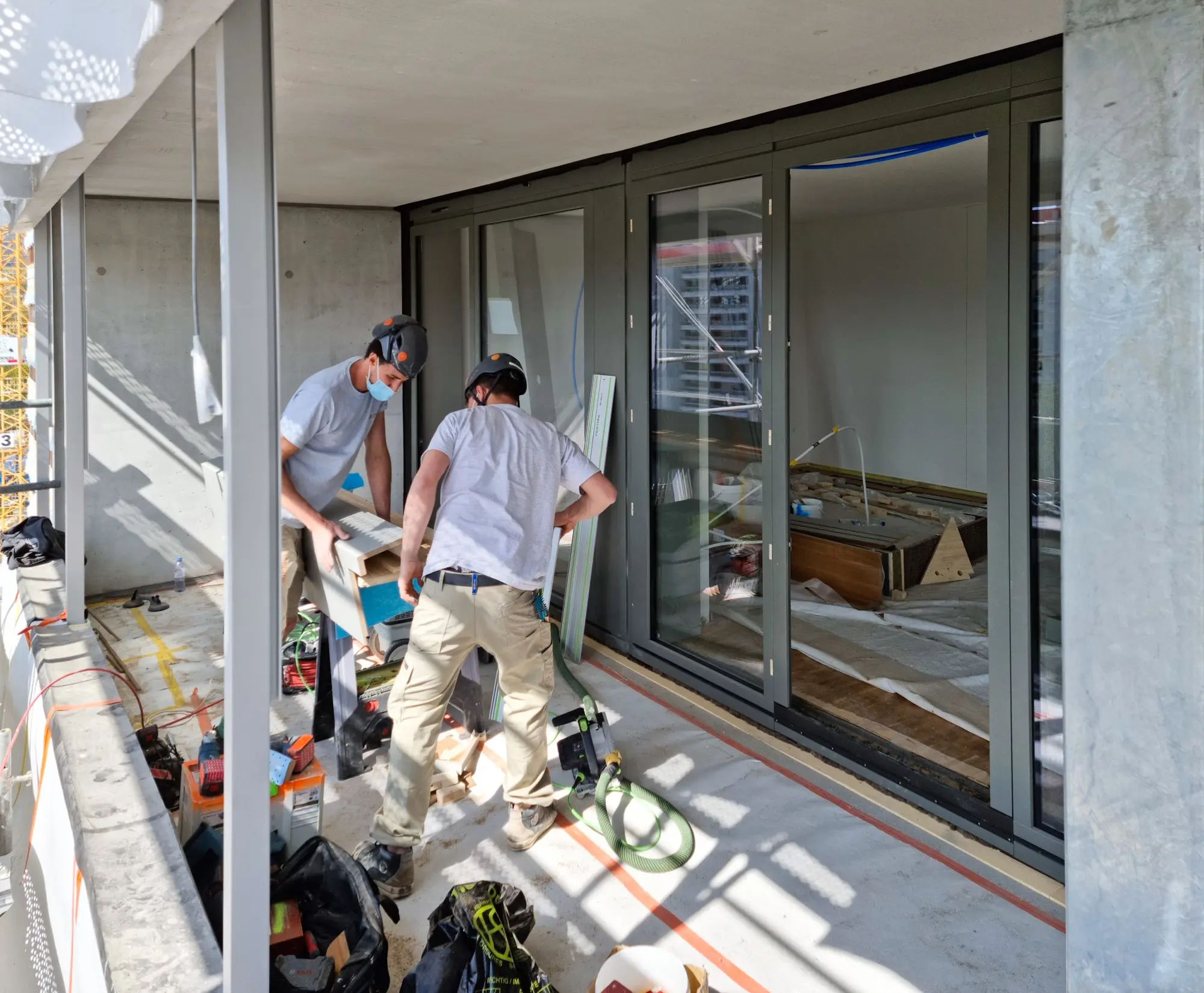 Routinierte Montageteams am Werk