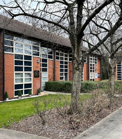 UK Vein Clinic Swindon building