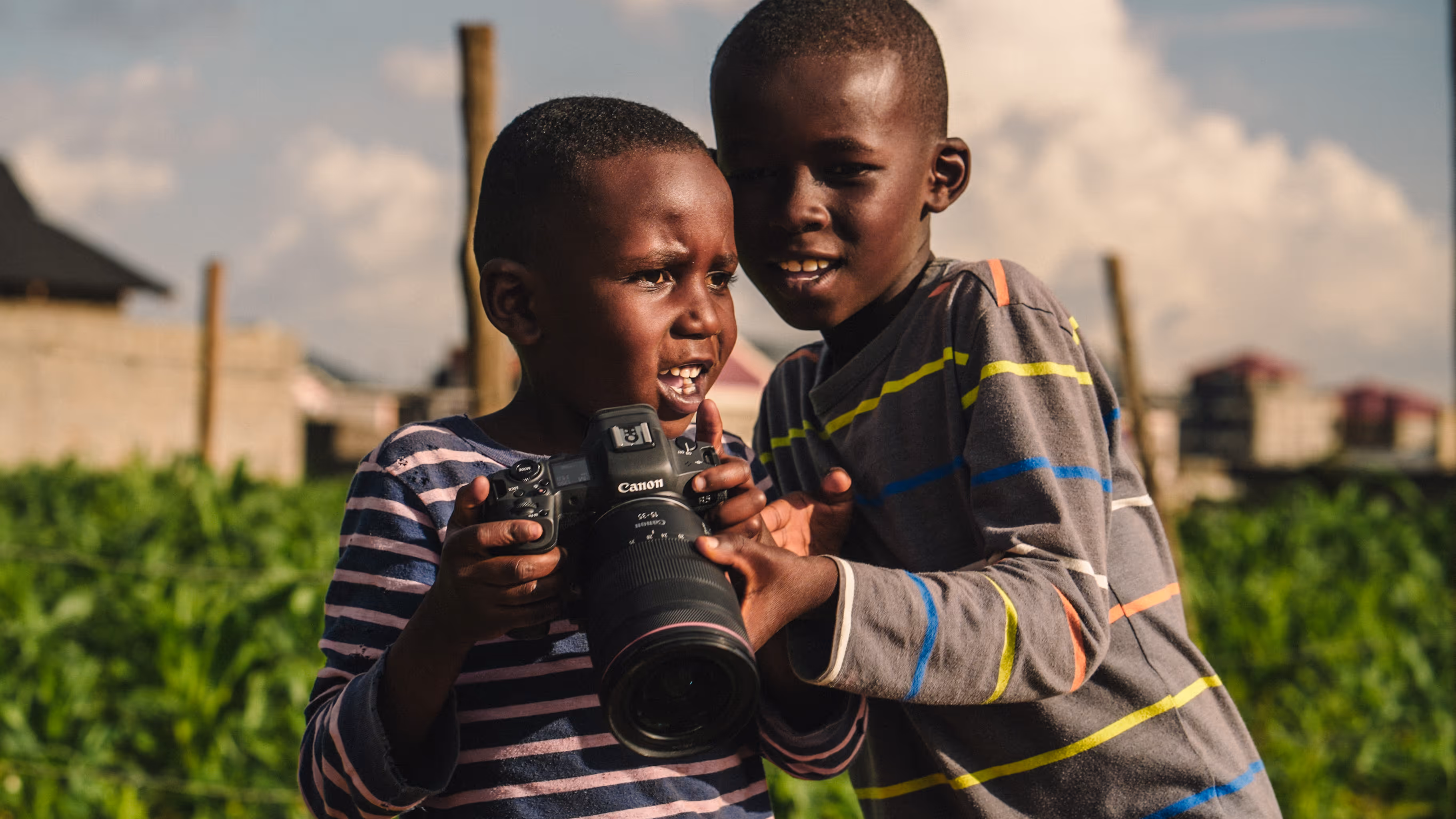BAFTA nominated Timothy Myers ACS is a prominent Los Angeles based documentary, news, and commercial director of photography, Walkley Excellence in Journalism awardee, and Australian Cinematographers Society Golden Tripod winner.
