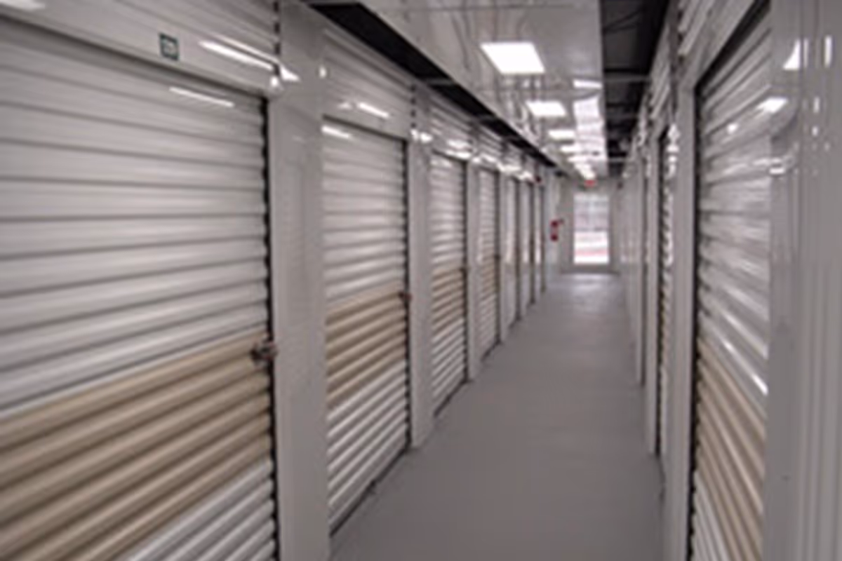 SERIES 650 MINI STORAGE DOOR SELF-STORAGE DOOR