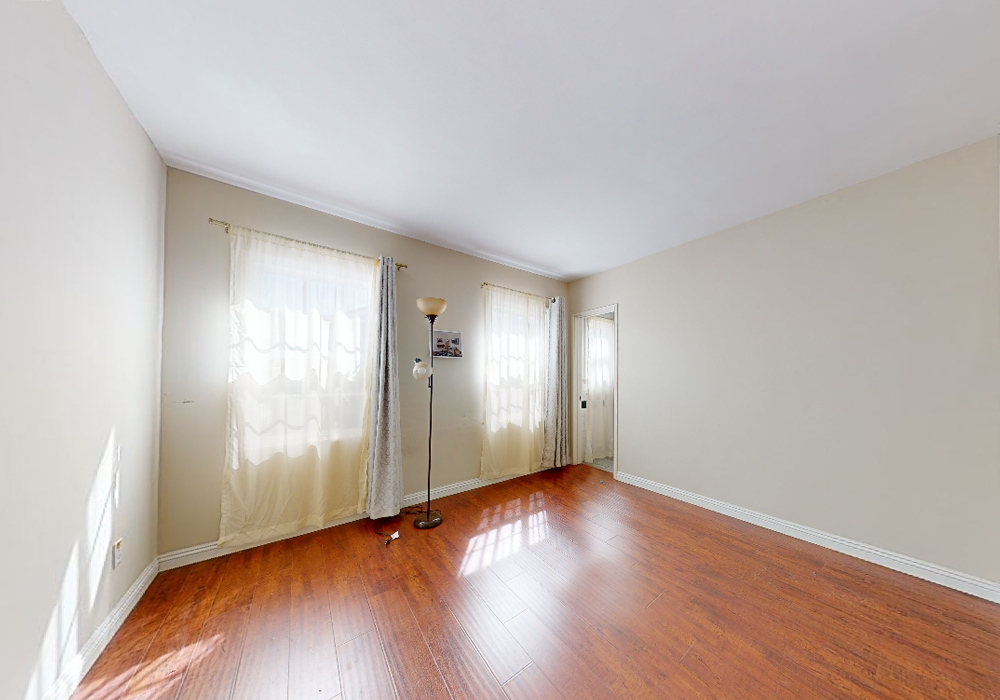 800 Victoria Dr 