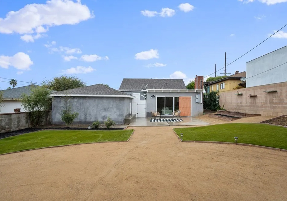 3706 S Weymouth Ave