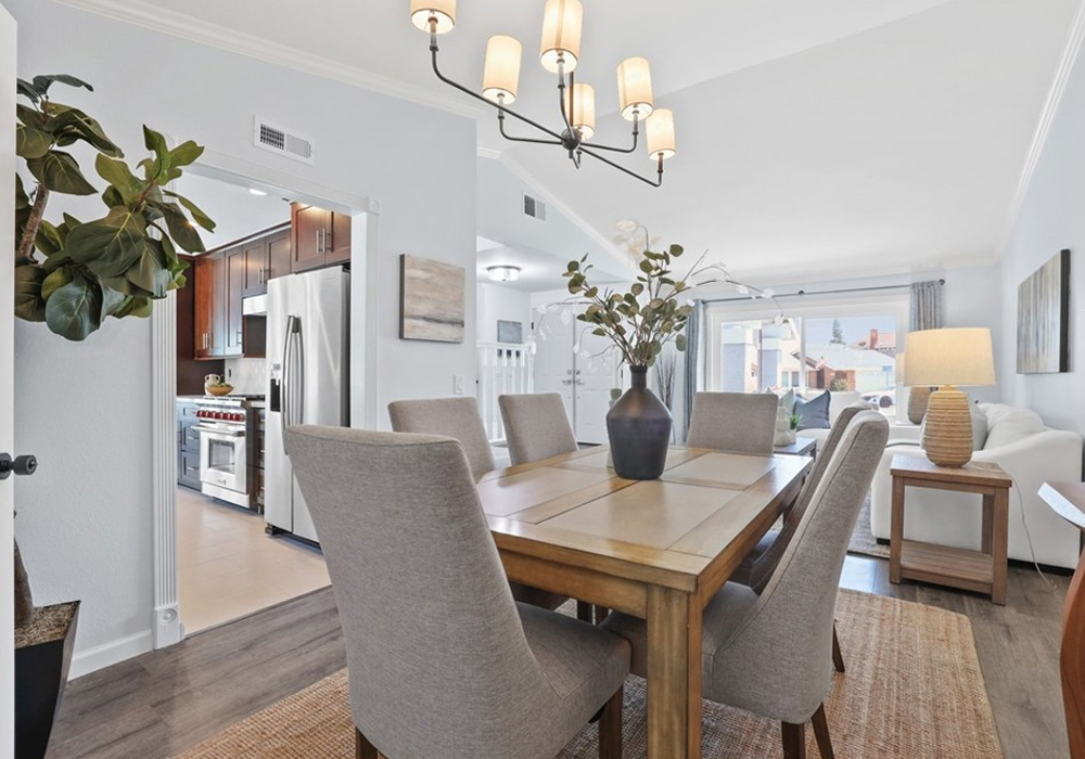 25801 Chapel Hill Dr Lake Forest, CA
