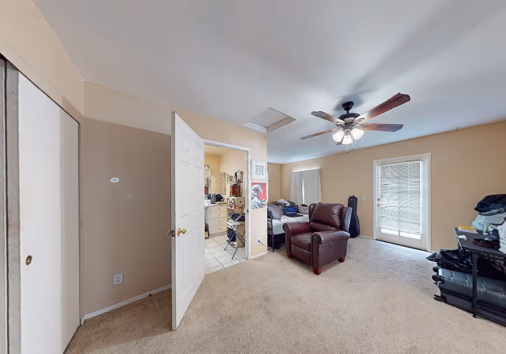 25801 Chapel Hill Dr 