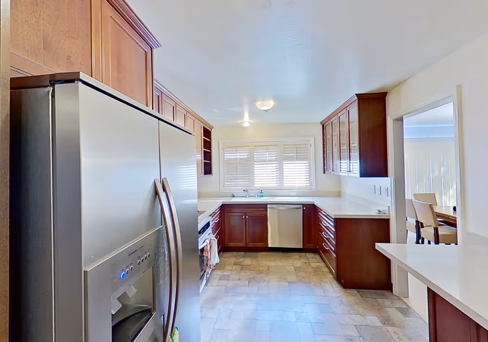 208 N. Lake Merced Hls #1E