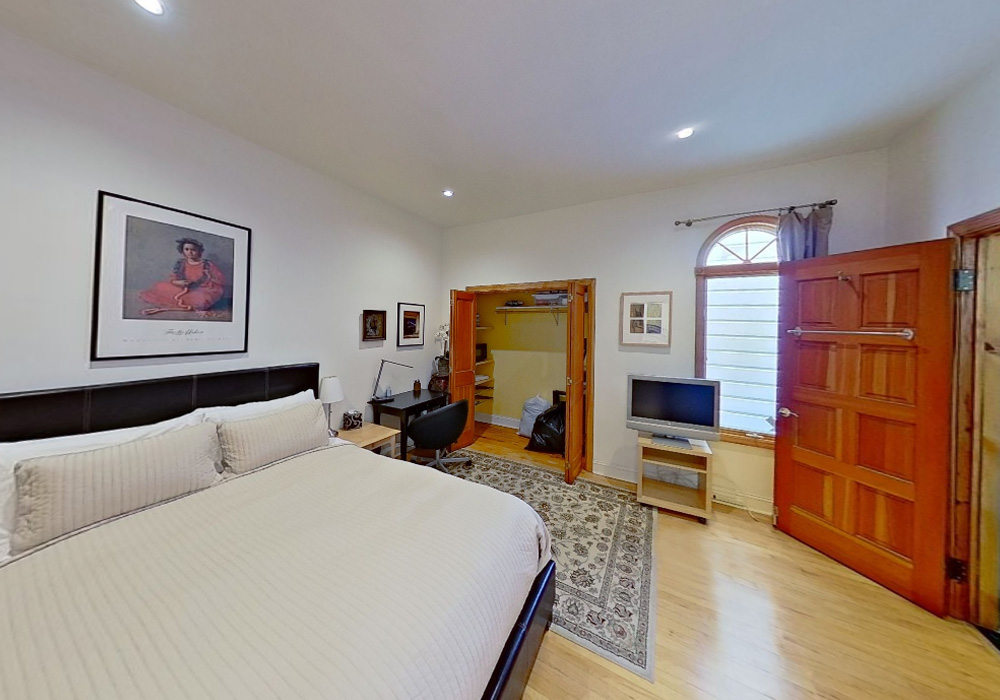 281 Castro St