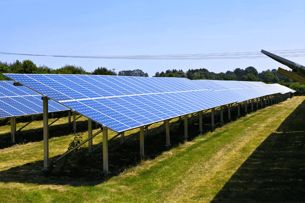ejemplo estructura paneles solares inclinada