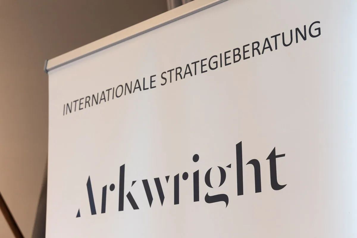 Internationale Strategieberatung Plakat Arkwright