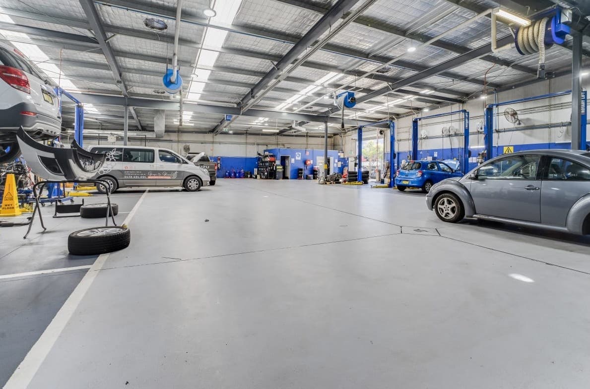 Newcastle Set&Forget LFR Passive Investment lease warehouse