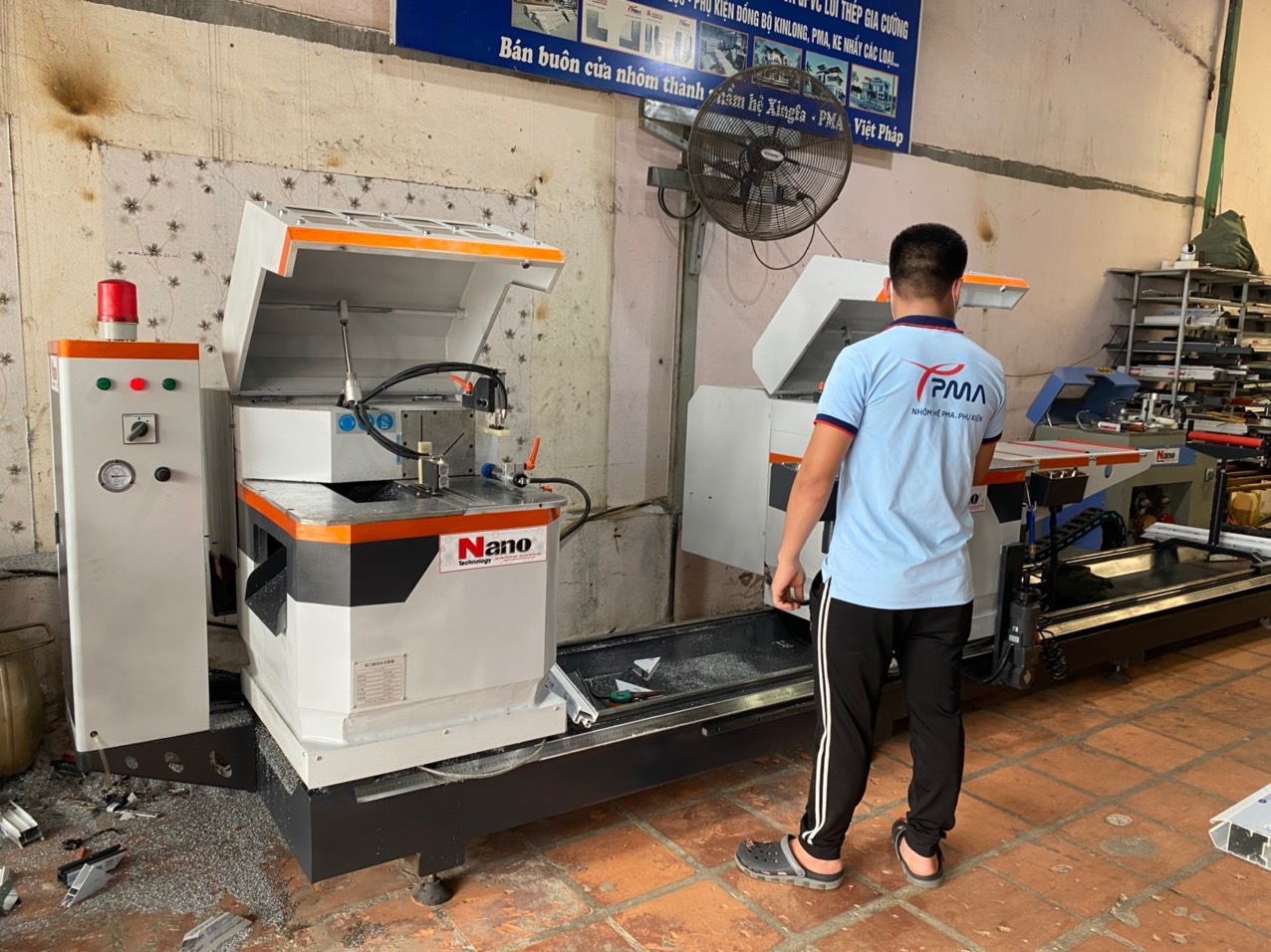 Thanh lý dàn máy làm cửa nhôm giá rẻ, chất lượng