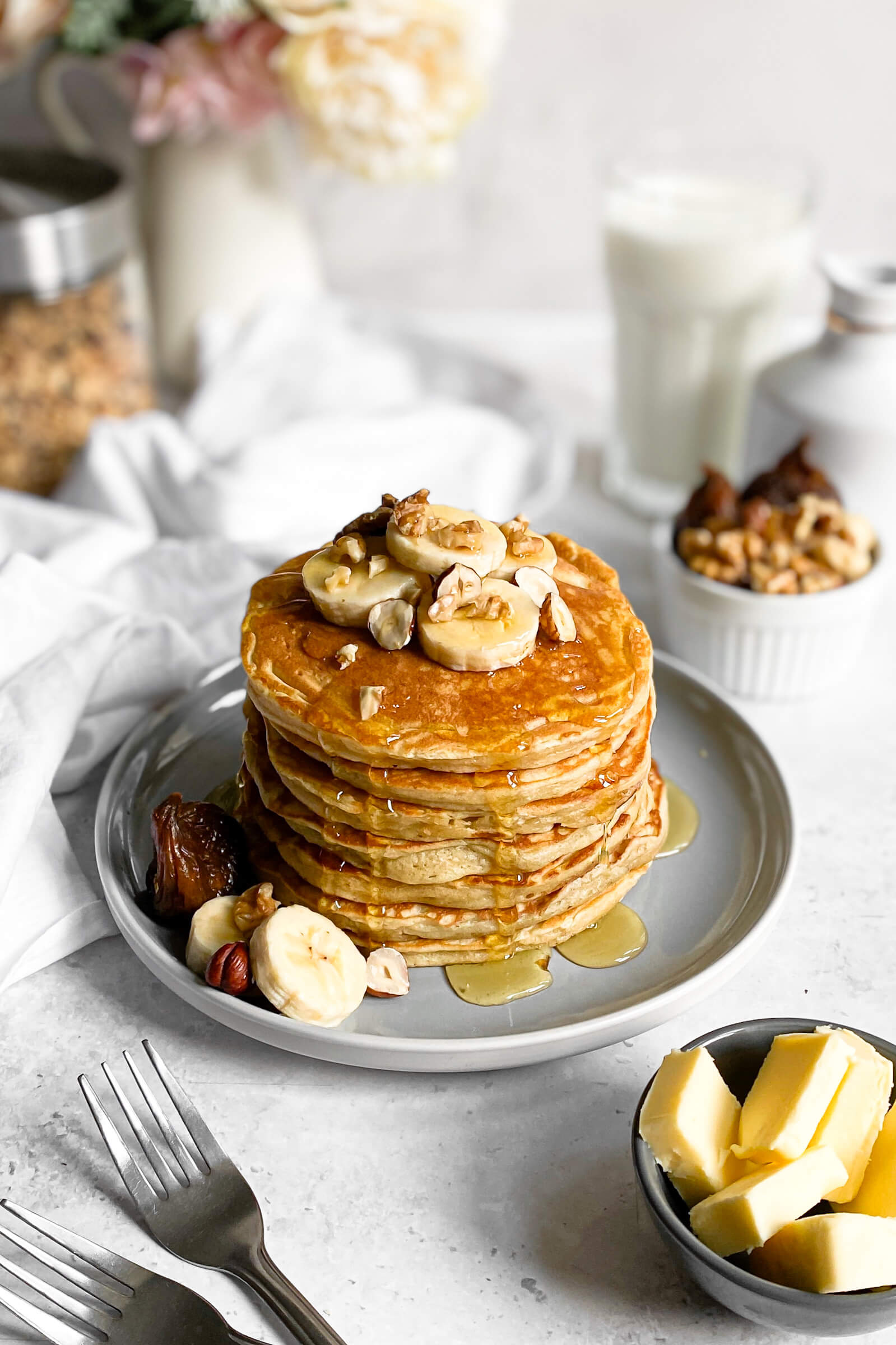 Fluffy Buttermilk Pancakes