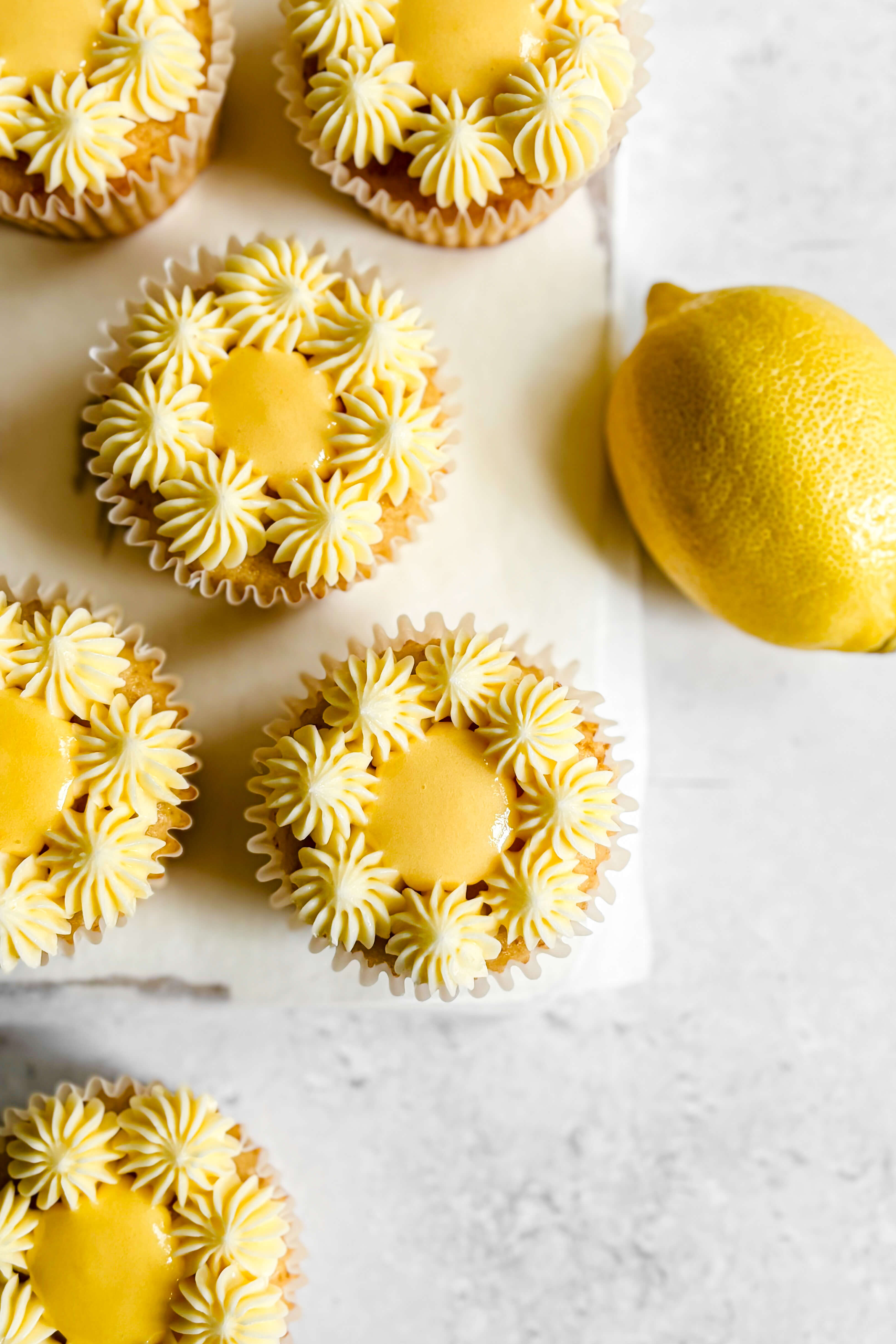 Lemon Curd Cupcakes